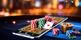 Privacy and account safety view beside live casino browsing on 662 app